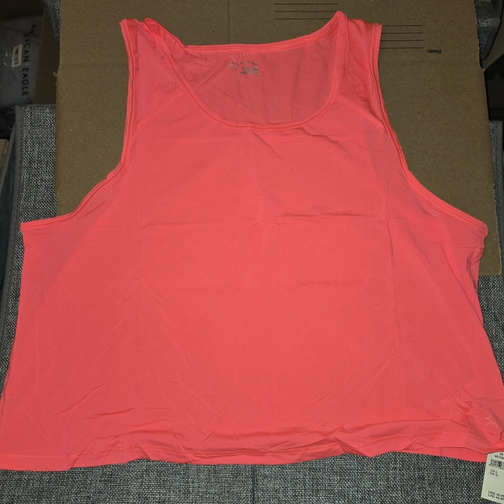Offline By Aerie Sweat Sesh Cropped Tank - L - Tropadelic - NWT